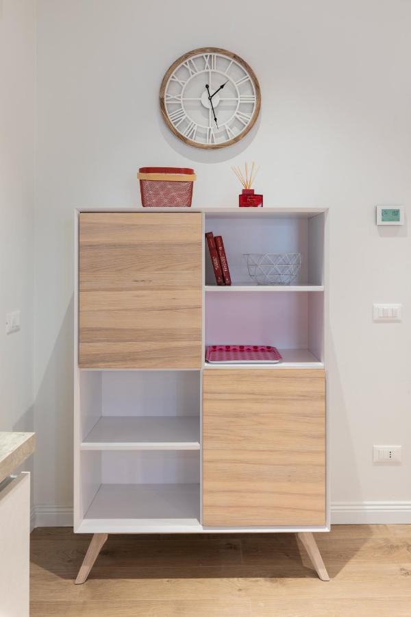 Apartment Living Walls Florenz